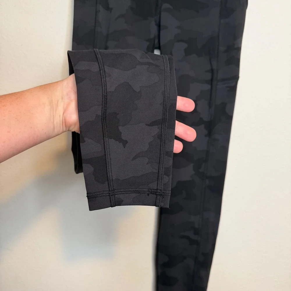 Lululemon Fast and Free High-Rise Tights Size 4 Camo Charcoal Black Activewear